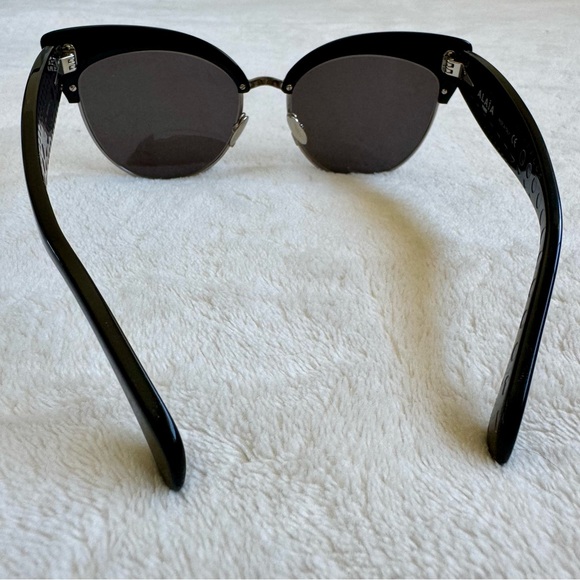New Azzedine Alaia Cat Eye Ladies Sunglasses Black - Picture 6 of 9